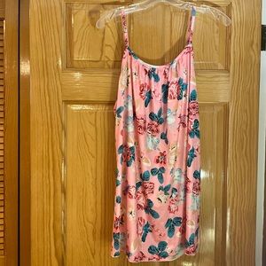 Pink floral tank top size 3X NWOT